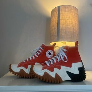 Size 8 women converse